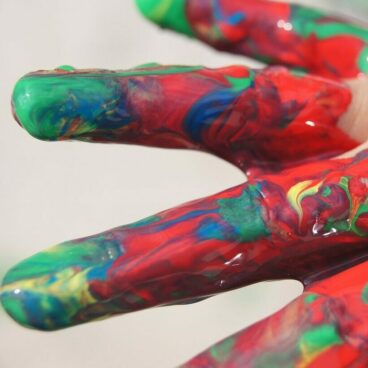 hand, colors, colorful-84613.jpg