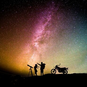 skywatch, couple, love-3384730.jpg